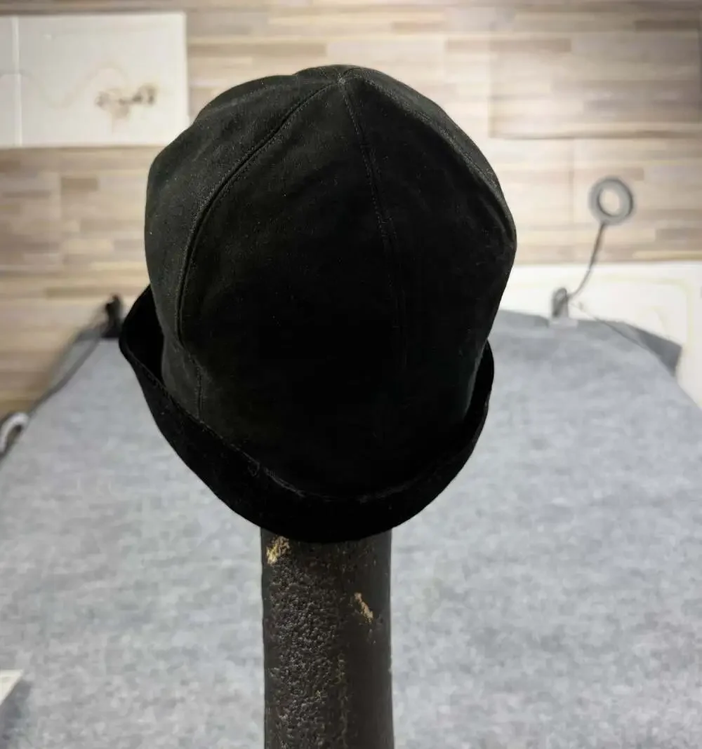 1960s Montaldo's Black Velvet Cloche Bucket Hat Vintage
